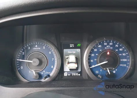 2019 Toyota Sienna Xle 8 Passenger z USA, uszkodzony, nr VIN 5TDYZ3DC6KS987377